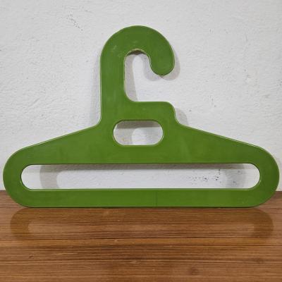 Cintre 70's vert