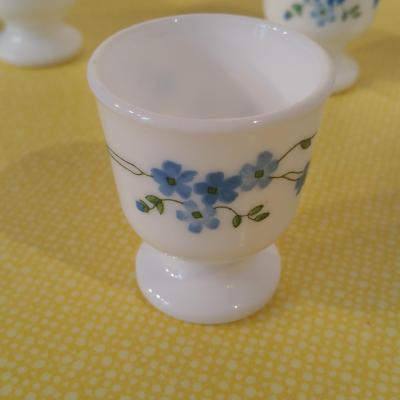 1 coquetiers arcopal fleurs bleues