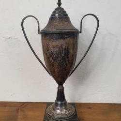 Coupe Trophée ancien