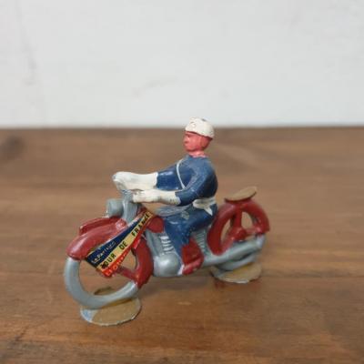 1 cycliste lot 8