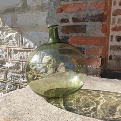 1 dame jeanne boule verte