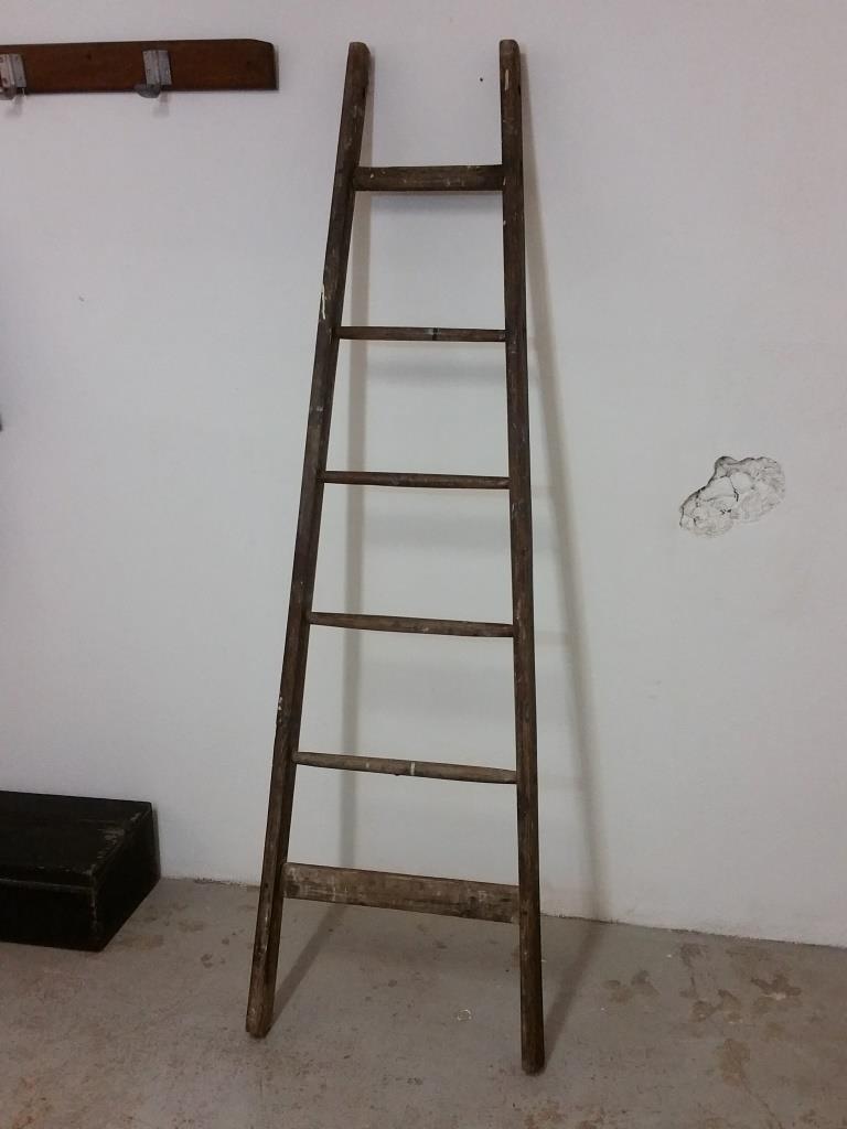 1 echelle en bois 1