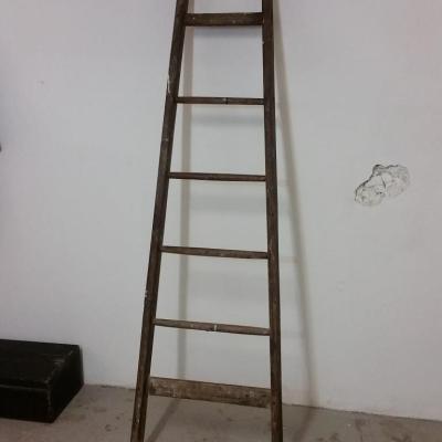 1 echelle en bois 1