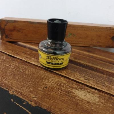 1 encre de chine pelikan