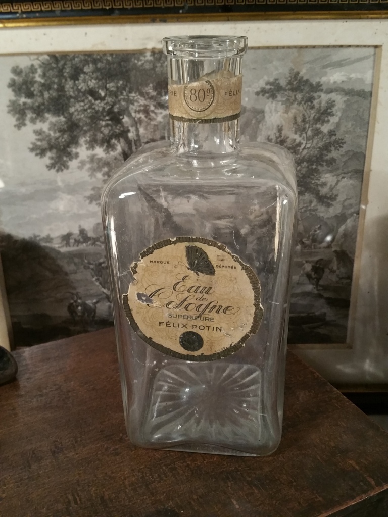 Flacon De Parfum Eau De Cologne Magasins Félix Potin Paris