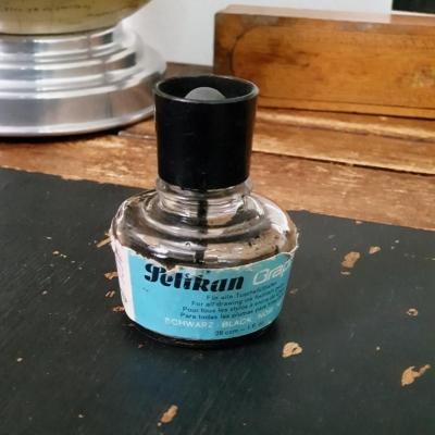 1 flacon encre pelikan 2
