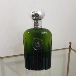 Bouteille de Parfum Giorgio