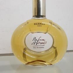 Bouteille de Parfum Hermès