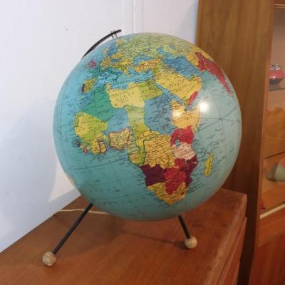 1 globe lumineux taride