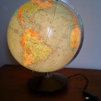 1 globe terrestre lumineux magelan