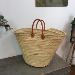 Grand panier de paille