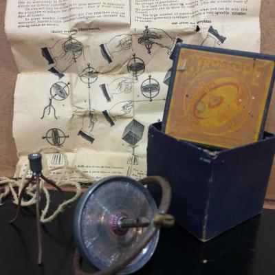 1 gyroscope