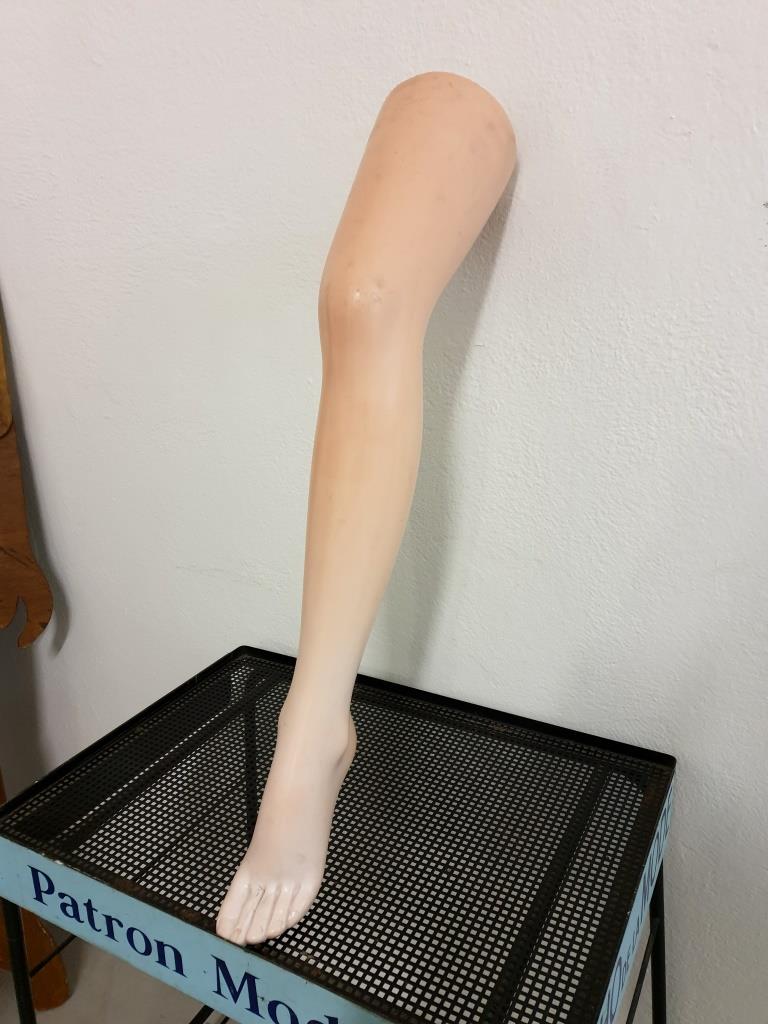 1 jambe presentoire bas