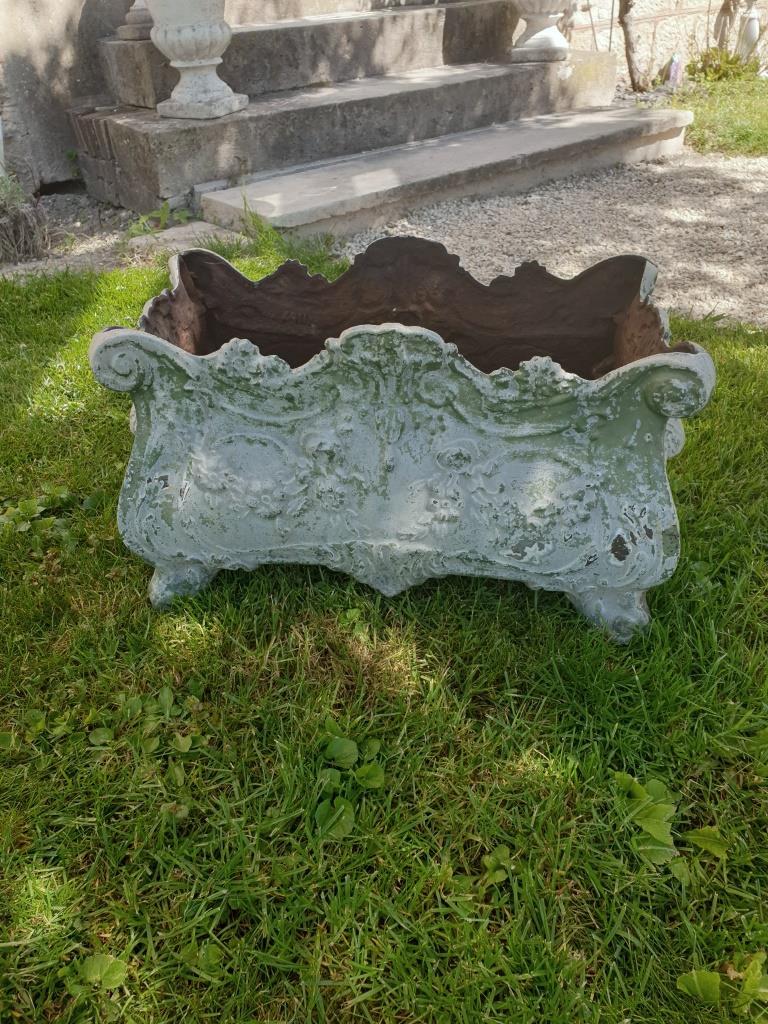 jardinière ancienne fonte patine décors jardin fleurs ancien