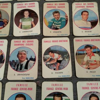1 jeu de 7 familles cyclistes petites cartes