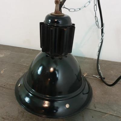 1 lampe d atelier industriel
