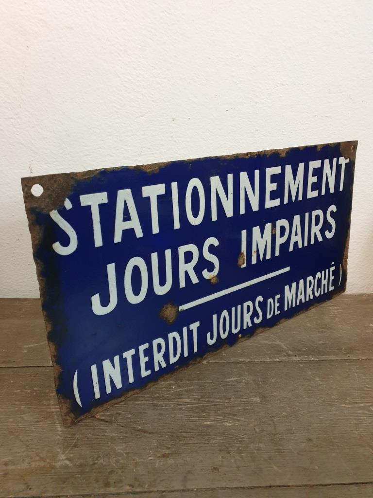 1 laque emaillee stationnement jours impairs