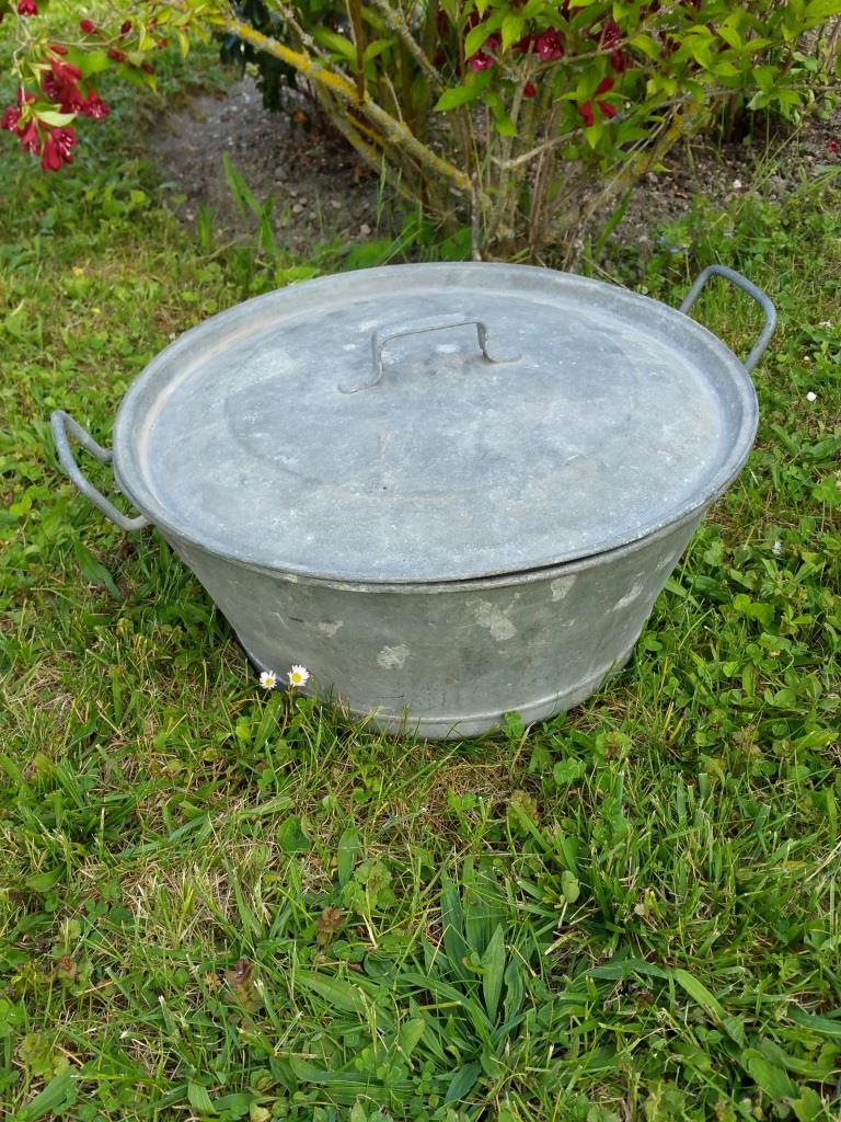 1 lessiveuse bassine