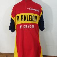 1 maillot de cycliste mc gregor