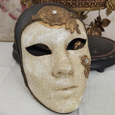 Masque vénitien