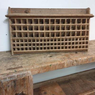 1 meuble de metier bourlier