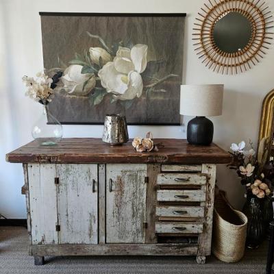 1 meuble de metier etabli