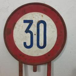 Panneau de signalisation 30 km/H