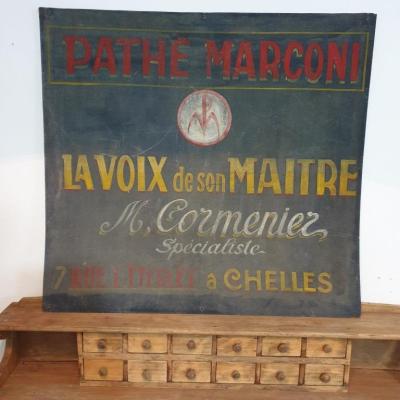 1 panneau publicitaire la voix de son maitre