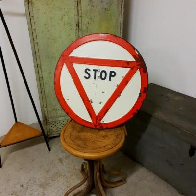 1 panneau stop 1