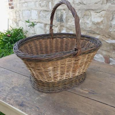 1 pannier oval en osier