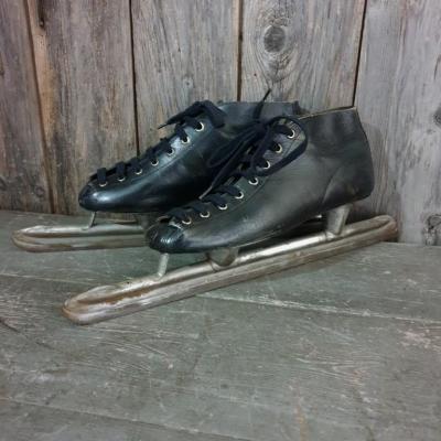 1 patins a glace de vitesse