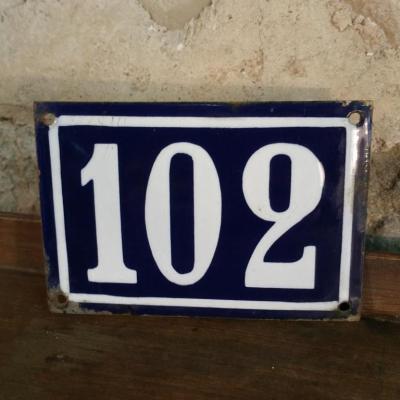 1 plaque de rue 102