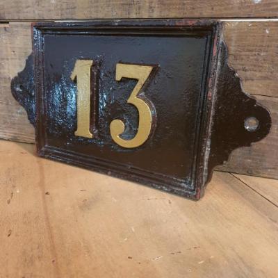1 plaque de rue 13