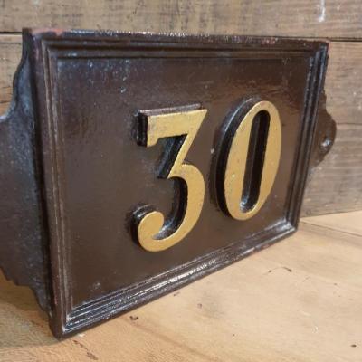 1 plaque de rue 30