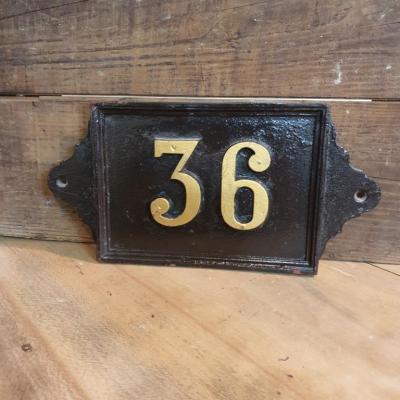 1 plaque de rue 36