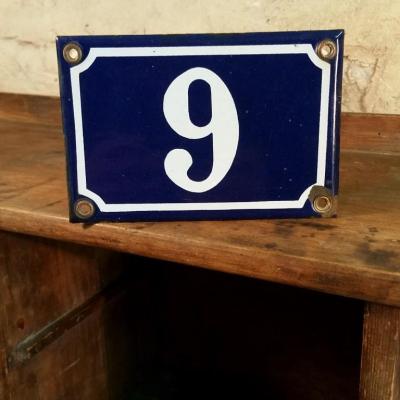 1 plaque de rue n 9
