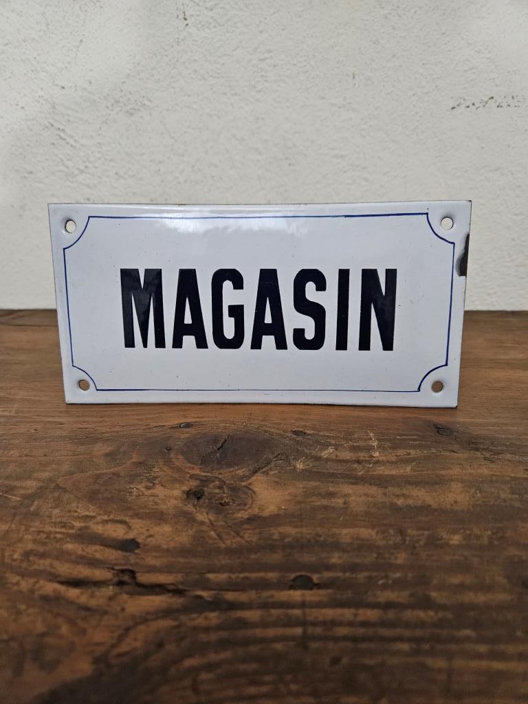1 plaque emaillee magasin 1