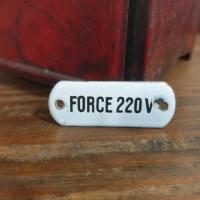 1 plaque force 220 v 1