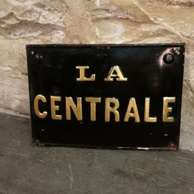 1 plaque la centrale 2
