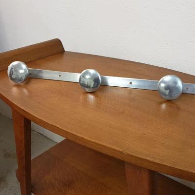 1 porte manteau metal