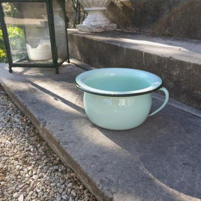 1 pot de chambre emaille vert