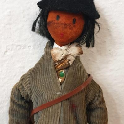 1 poupee de peynet