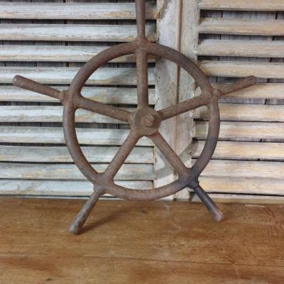 1 roue de bateau