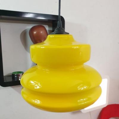 1 suspension 70s jaune 1