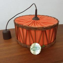 Lustre en rotin