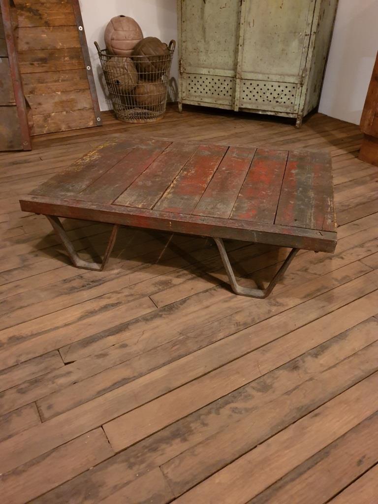 1 table basse pallette b