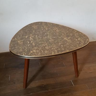 1 table basse tripote