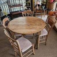 1 table et chaises campagne
