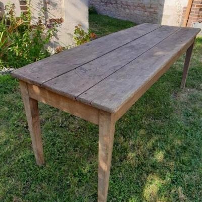 1 table ferme