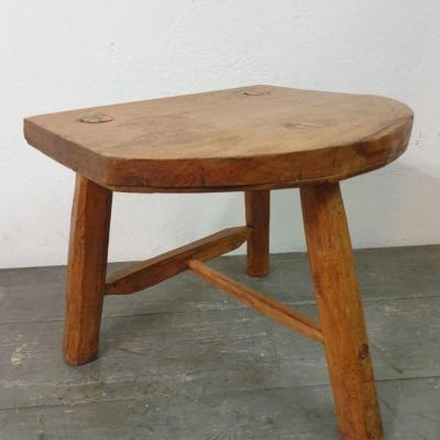 1 tabouret brutaliste 2